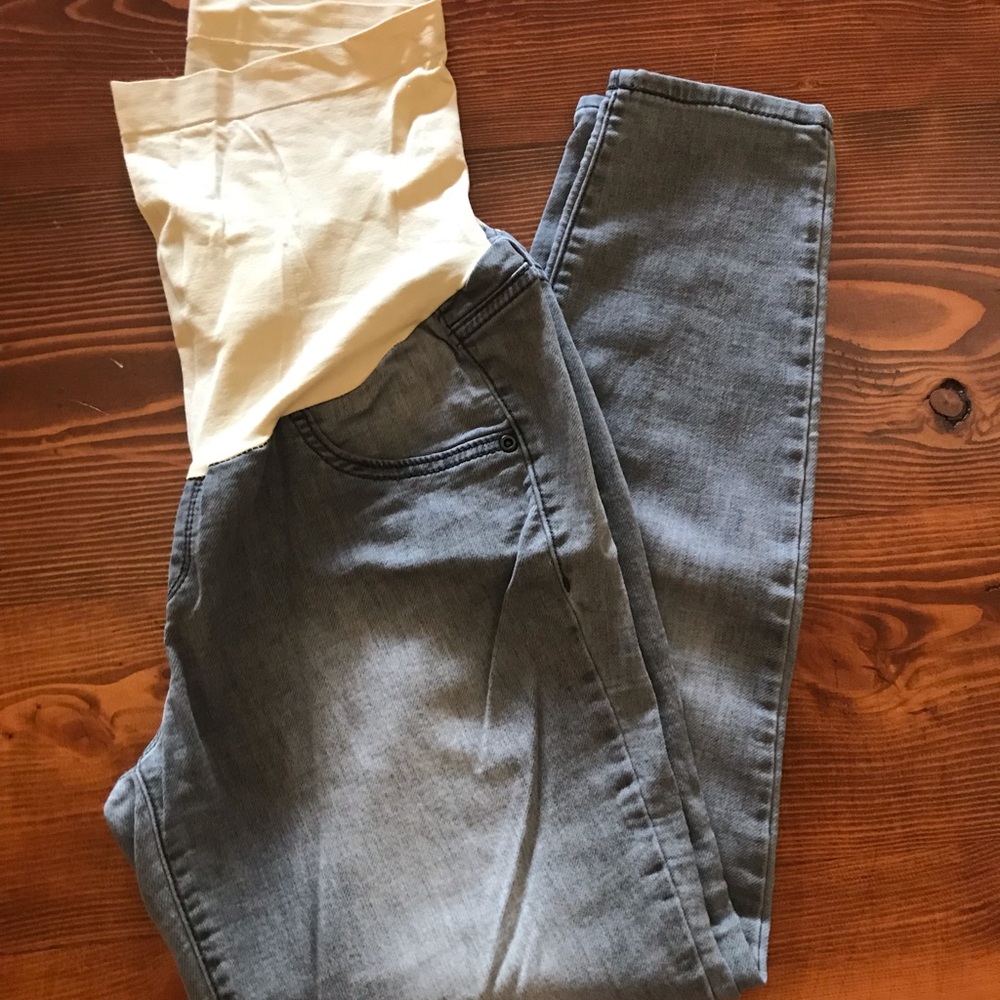 A:glow Grey maternity jeggings